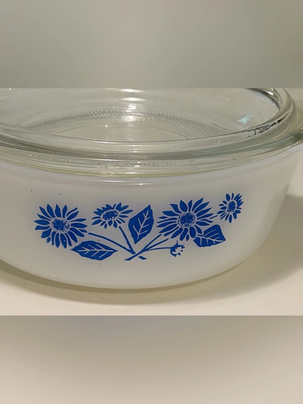 Vtg Anchor Hocking Fire-King Cornflower Milk Glass Casserole Dish w/ Lid Retro